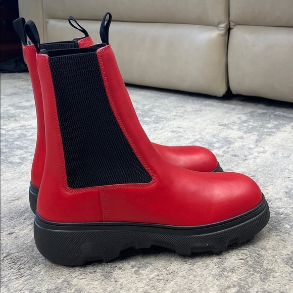 NIB Burberry Leather Creeper Chelsea Boots Red Chunky Sz 42.5 main image 14